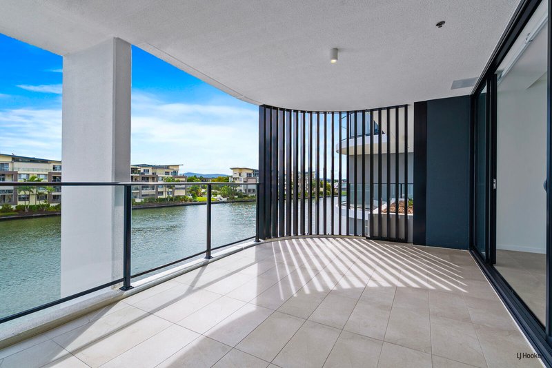 1306/10-12 Sickle Avenue, Hope Island QLD 4212