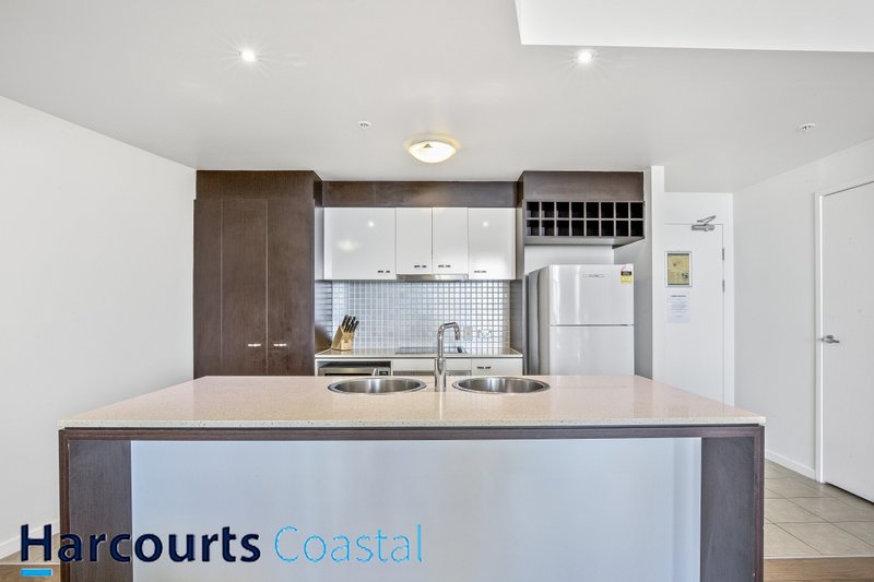 Photo - 1306/18 Fern Street, Surfers Paradise QLD 4217 - Image 3