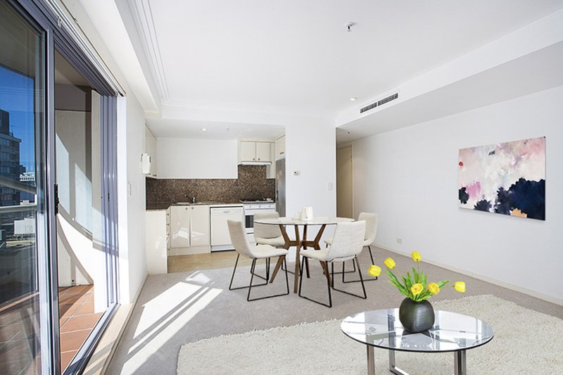 Photo - 1306/28 Harbour Street, Sydney NSW 2000 - Image 4