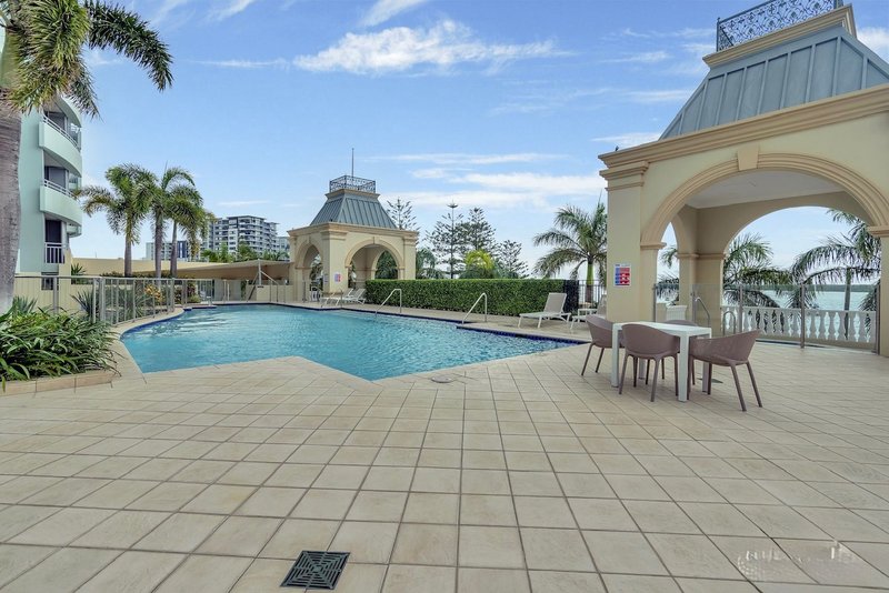 Photo - 1306/360 Marine Parade, Labrador QLD 4215 - Image 17