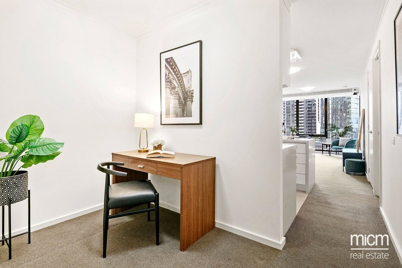 Photo - 1306/63 Whiteman Street, Southbank VIC 3006 - Image 4