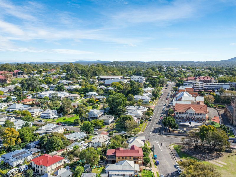 Photo - 1307/11 Ellenborough Street, Woodend QLD 4305 - Image 18