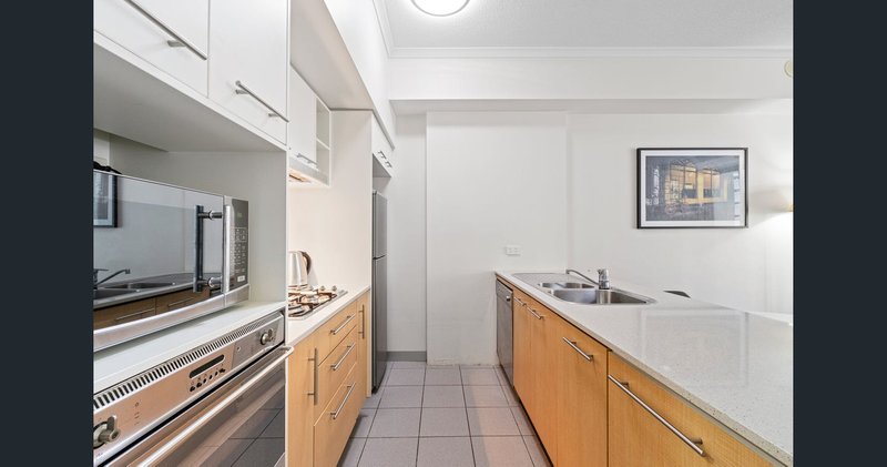 Photo - 1307/79 Albert Street, Brisbane City QLD 4000 - Image 5