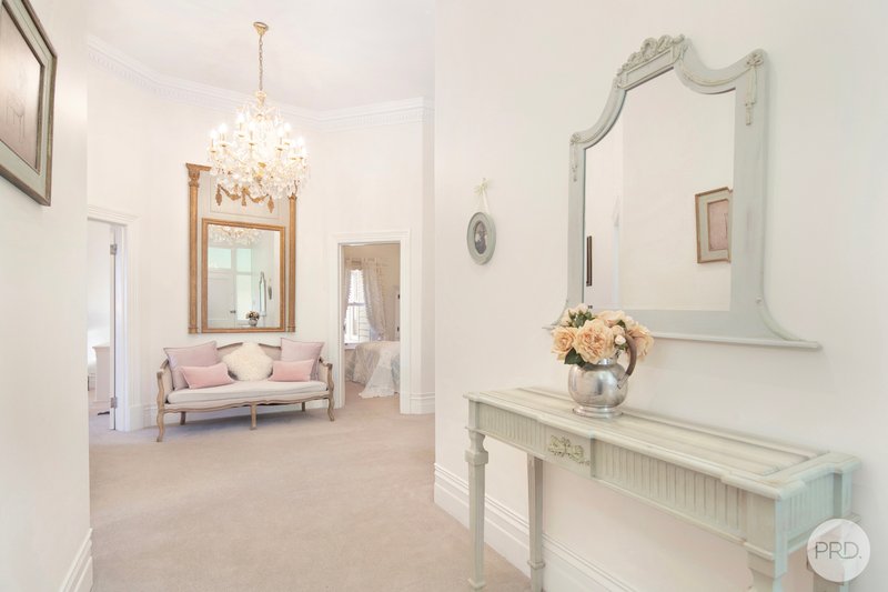 Photo - 1308 Gregory Street, Lake Wendouree VIC 3350 - Image 8