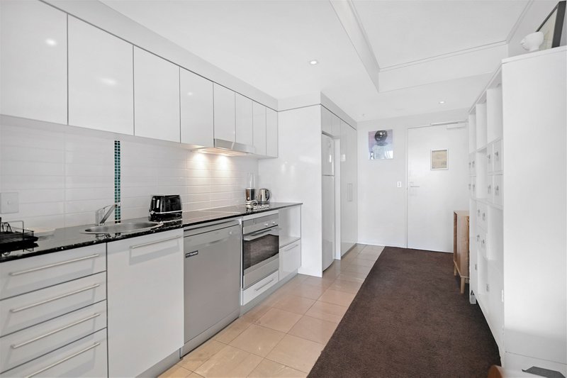 Photo - 1309/22 Surf Parade, Broadbeach QLD 4218 - Image 4