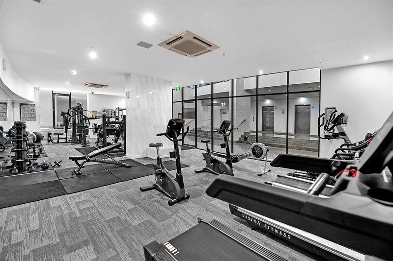 Photo - 1309/22 Surf Parade, Broadbeach QLD 4218 - Image 15