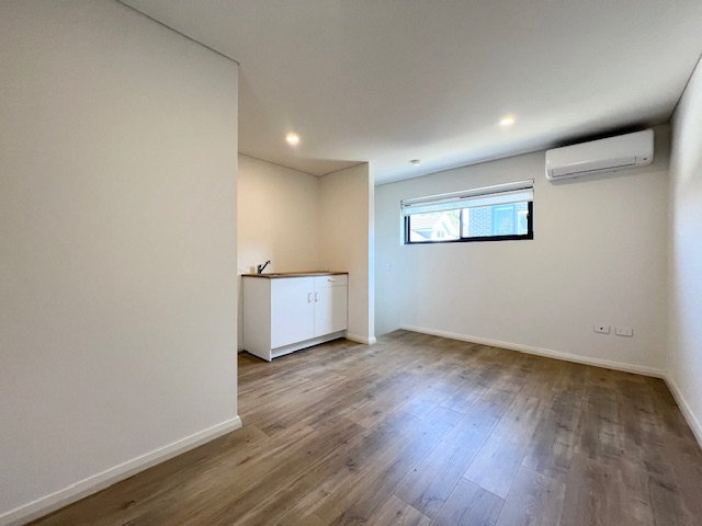 Photo - 130A Wolli Street, Kingsgrove NSW 2208 - Image 16