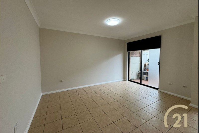 Photo - 13/1-5 Chiltern Road, Guildford NSW 2161 - Image 2