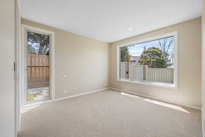 Photo - 1/31 Abeckett Street, Inverloch VIC 3996 - Image 9