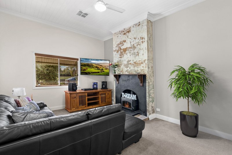 Photo - 131 Abelard Street, Dungog NSW 2420 - Image 5