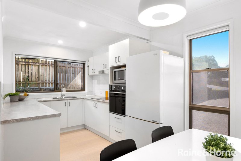 Photo - 1/31 Armadale Street, St Lucia QLD 4067 - Image 4