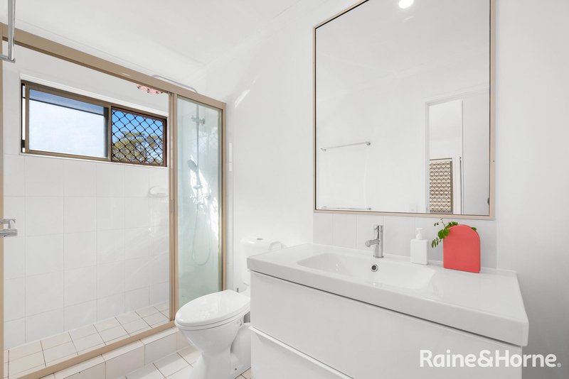 Photo - 1/31 Armadale Street, St Lucia QLD 4067 - Image 8