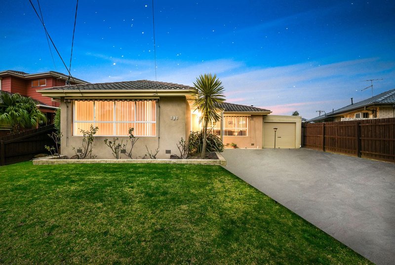 Photo - 131 Bloomfield Road, Keysborough VIC 3173 - Image 2