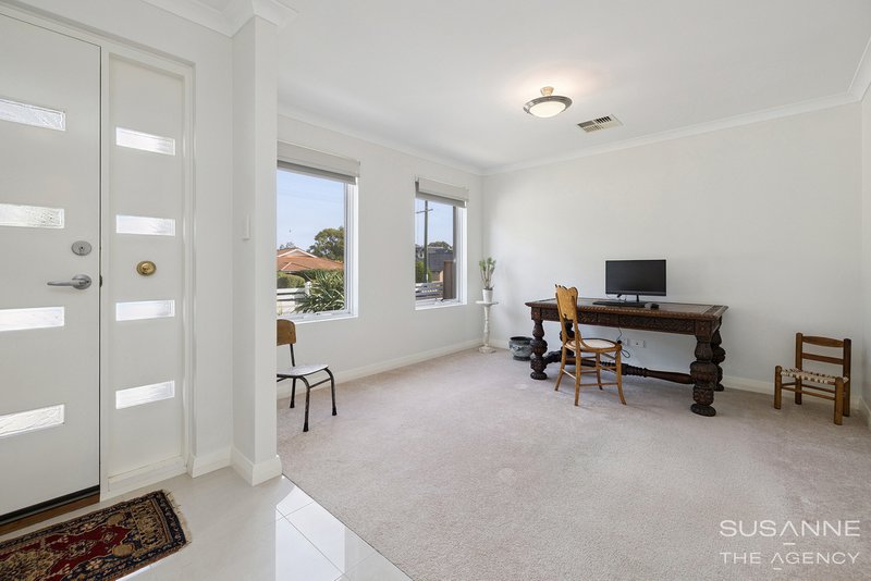 Photo - 1/31 Boonooloo Road, Kalamunda WA 6076 - Image 10