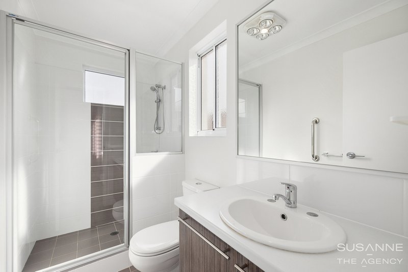 Photo - 1/31 Boonooloo Road, Kalamunda WA 6076 - Image 15