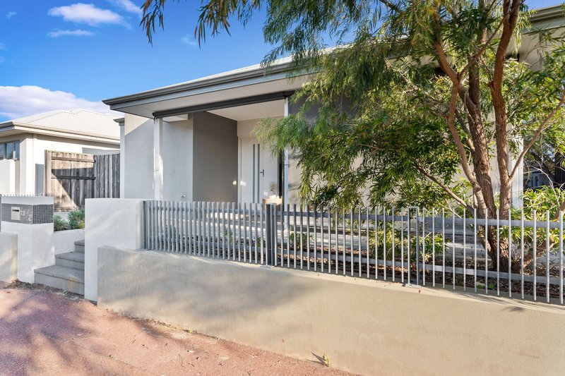 131 Bordeaux Lane, Ellenbrook WA 6069