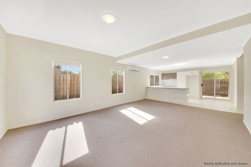 Photo - 13/1 Collins Lane, Kin Kora QLD 4680 - Image 3