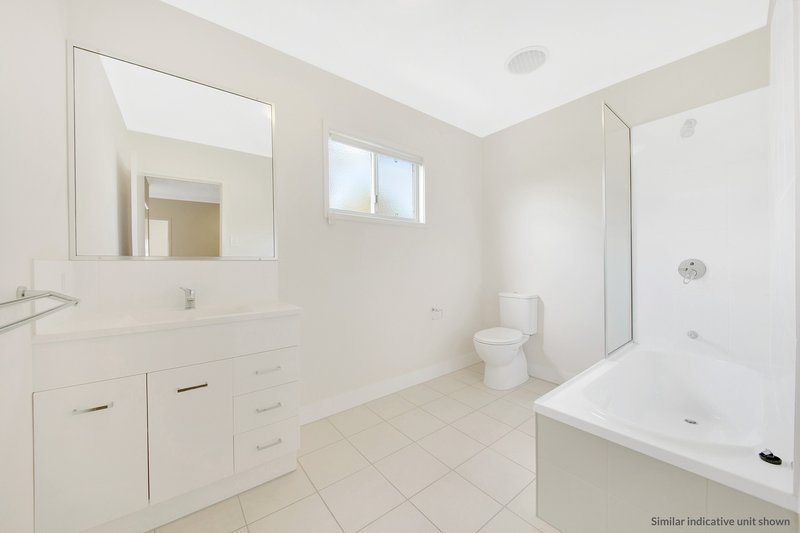 Photo - 13/1 Collins Lane, Kin Kora QLD 4680 - Image 8