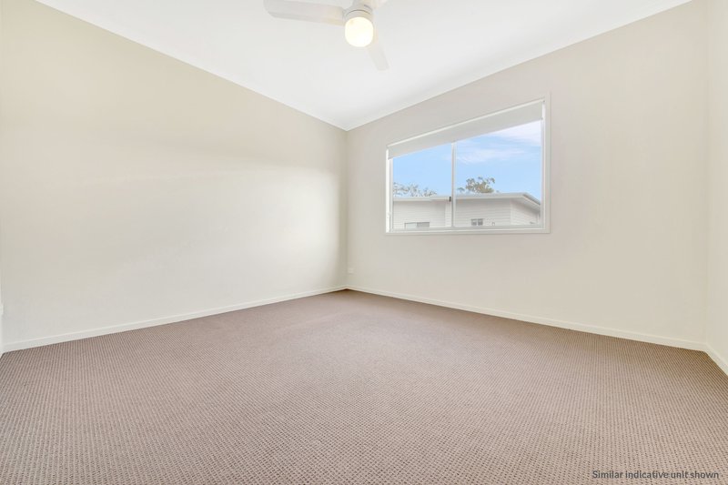 Photo - 13/1 Collins Lane, Kin Kora QLD 4680 - Image 12