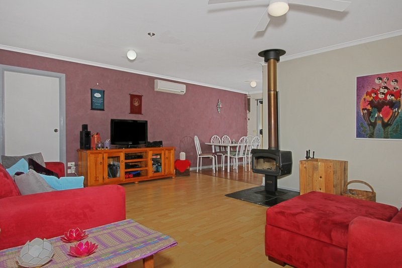 Photo - 131 Country Club Drive, Catalina NSW 2536 - Image 4