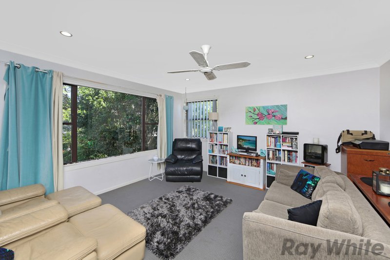 Photo - 131 Diamond Head Drive, Budgewoi NSW 2262 - Image 5