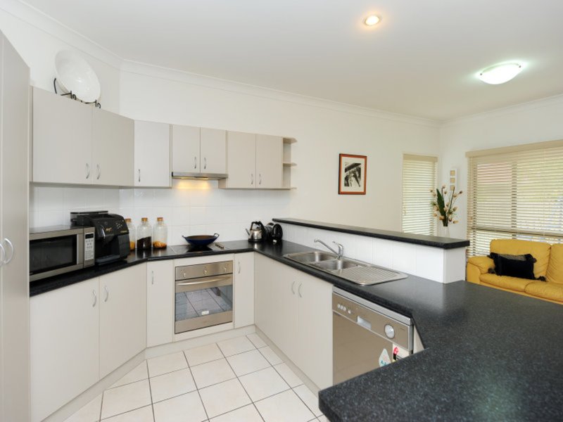 Photo - 131 Emmadale Drive, New Auckland QLD 4680 - Image 15