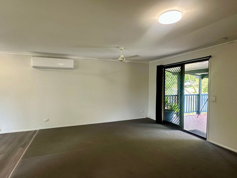 Photo - 1/31 Eureka Crescent, Nerang QLD 4211 - Image 2