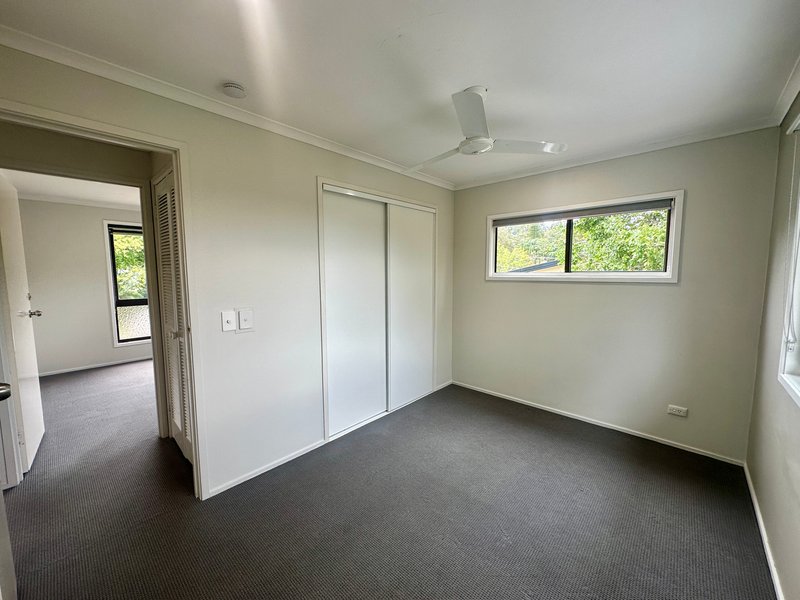 Photo - 1/31 Eureka Crescent, Nerang QLD 4211 - Image 11