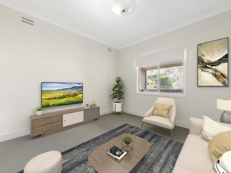 Photo - 131 Fullagar Road, Wentworthville NSW 2145 - Image 2