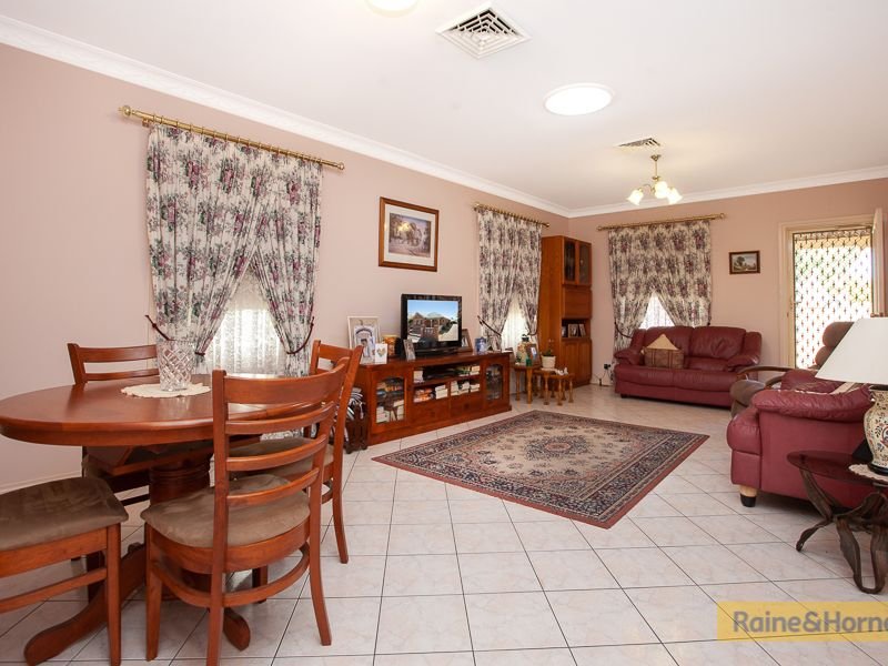 Photo - 1/31 Gipps Street, Tamworth NSW 2340 - Image 6