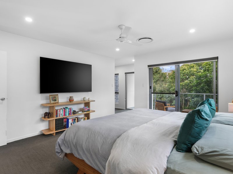 Photo - 1/31 Griffith Place, Seven Hills QLD 4170 - Image 3