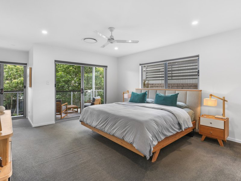 Photo - 1/31 Griffith Place, Seven Hills QLD 4170 - Image 4