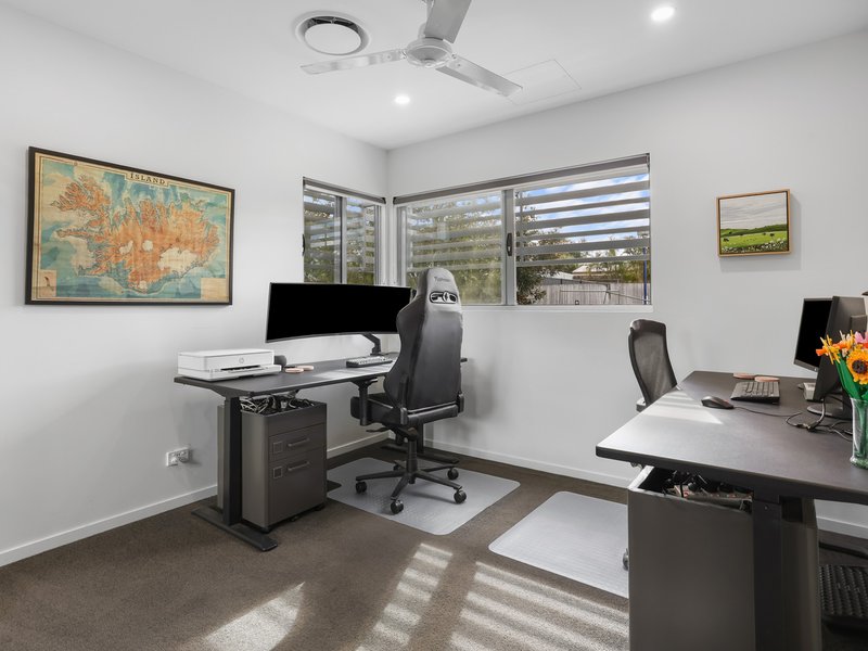 Photo - 1/31 Griffith Place, Seven Hills QLD 4170 - Image 6