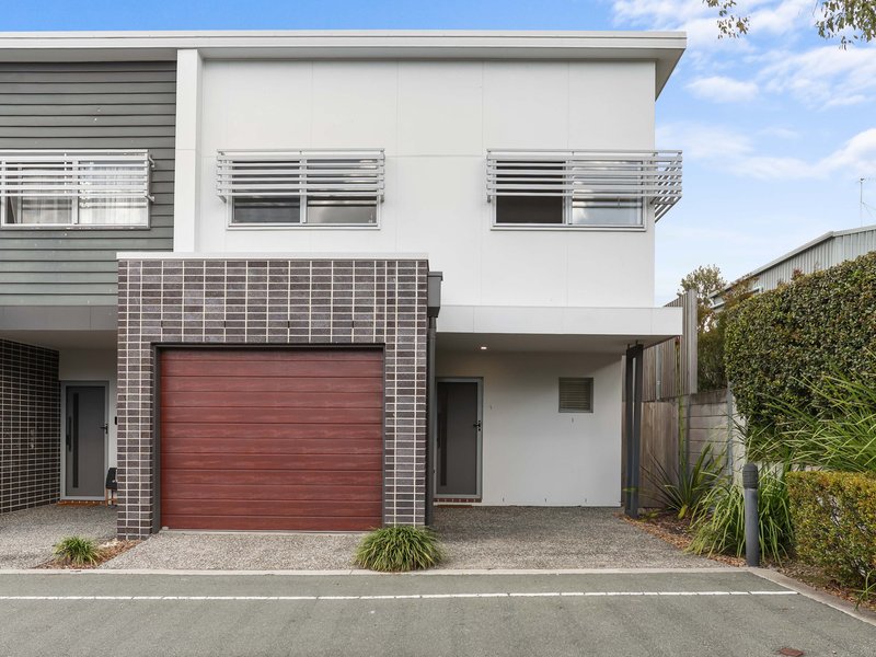 Photo - 1/31 Griffith Place, Seven Hills QLD 4170 - Image 10