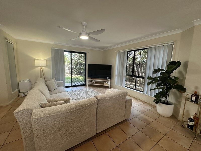 Photo - 1/31 Latham Street, Chermside QLD 4032 - Image 3