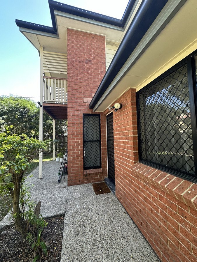 Photo - 1/31 Latham Street, Chermside QLD 4032 - Image 9