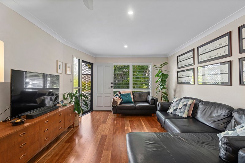 Photo - 1/31 Llewellyn Street, Kangaroo Point QLD 4169 - Image 6