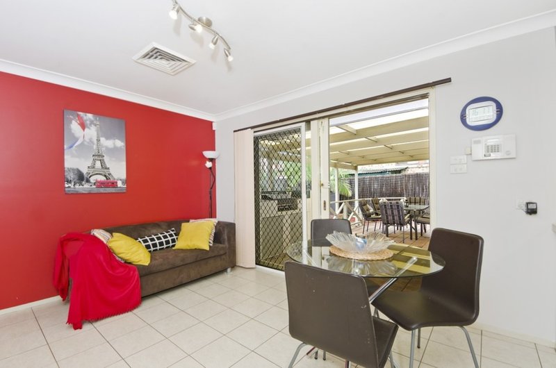 Photo - 131 Merindah Road, Baulkham Hills NSW 2153 - Image 7