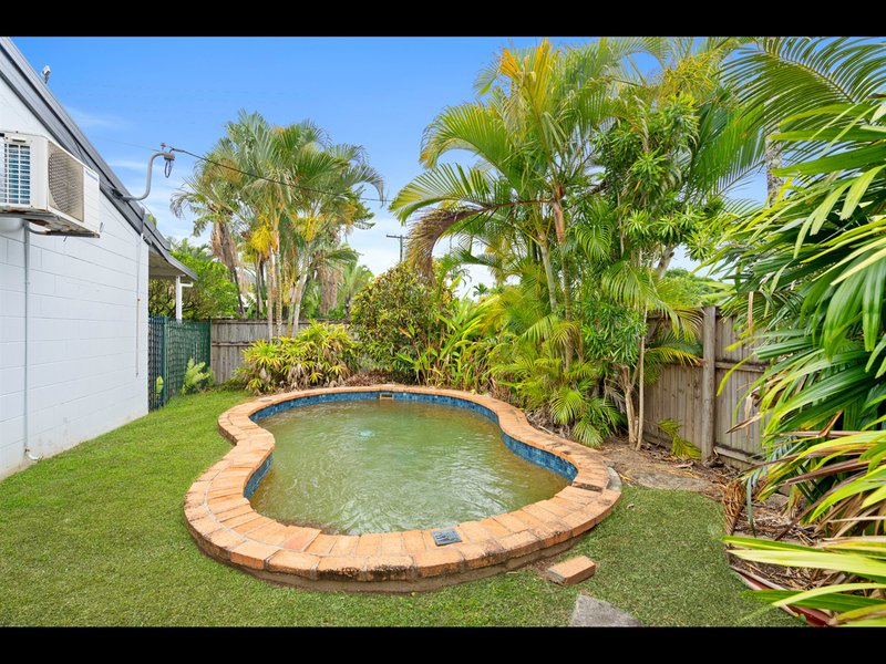 Photo - 1/31 Miles Street, Manoora QLD 4870 - Image 6