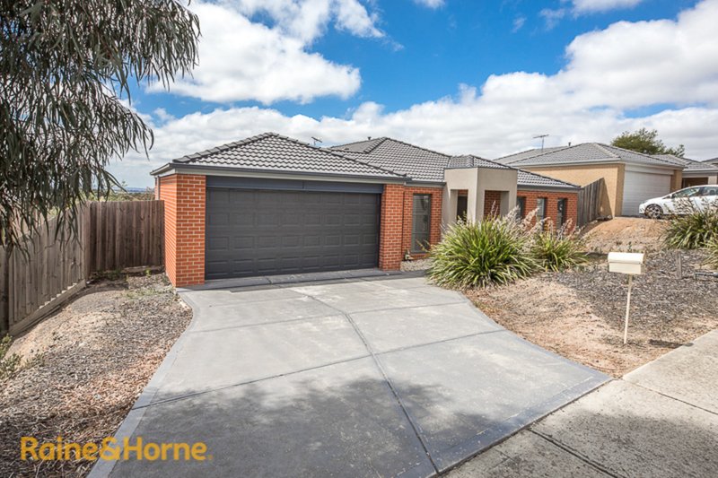 Photo - 131 Phillip Drive, Sunbury VIC 3429 - Image 15