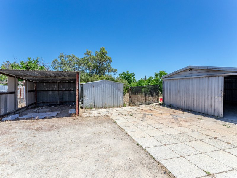 Photo - 131 Sevenoaks Street, Cannington WA 6107 - Image 11