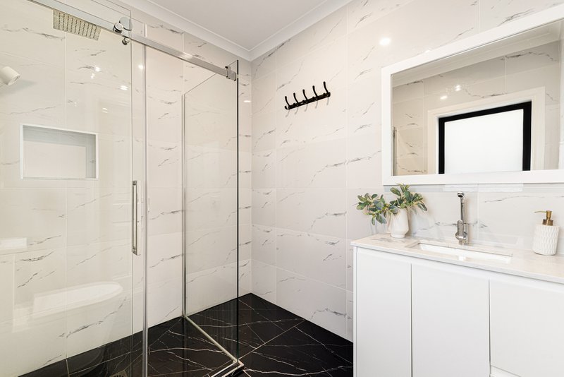 Photo - 1/31 Silver Ash Avenue, Ashwood VIC 3147 - Image 15
