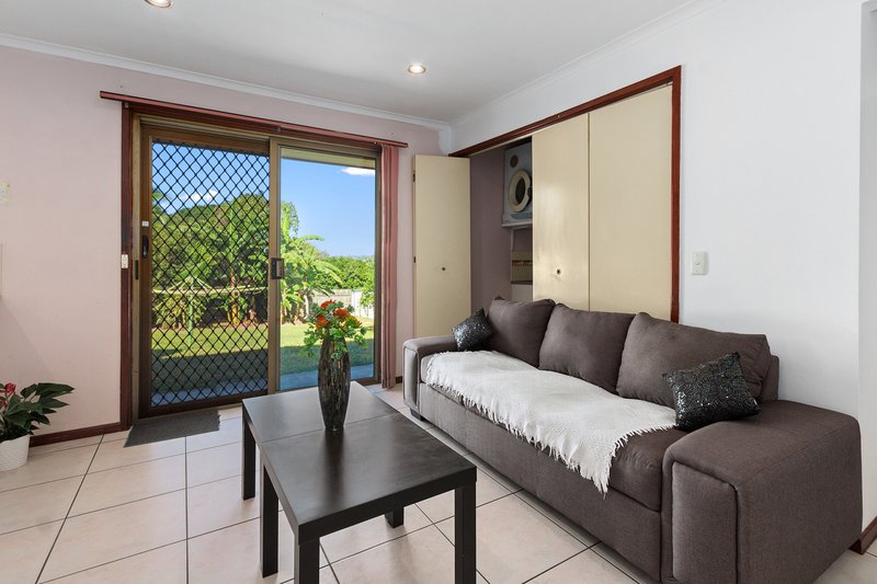 Photo - 131 Springwood Road, Springwood QLD 4127 - Image 2