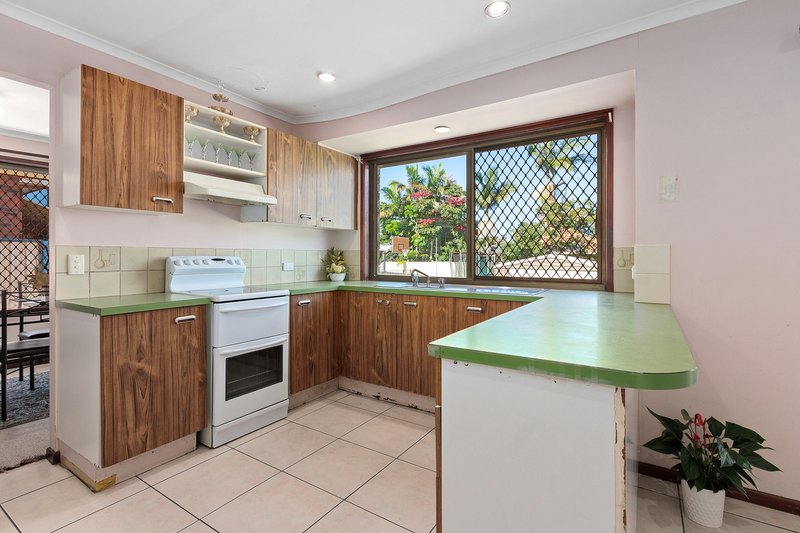 Photo - 131 Springwood Road, Springwood QLD 4127 - Image 5