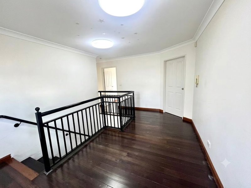 Photo - 1/31 Webb Street, North Parramatta NSW 2151 - Image 6