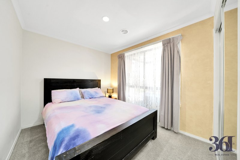 Photo - 13/10-16 Nepean Court, Wyndham Vale VIC 3024 - Image 6