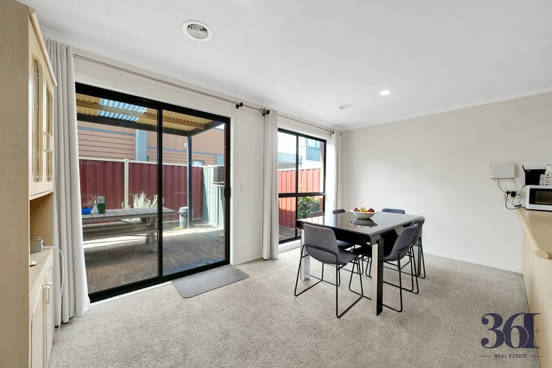 Photo - 13/10-16 Nepean Court, Wyndham Vale VIC 3024 - Image 13