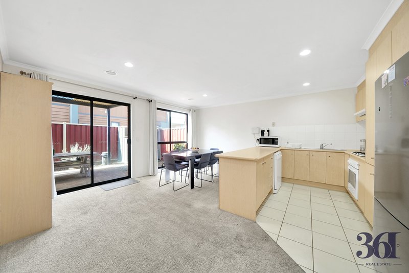 Photo - 13/10-16 Nepean Court, Wyndham Vale VIC 3024 - Image 14