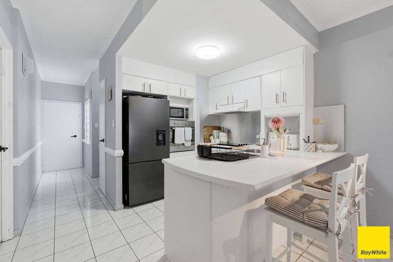 Photo - 13/10 Brown Street, Woree QLD 4868 - Image 3
