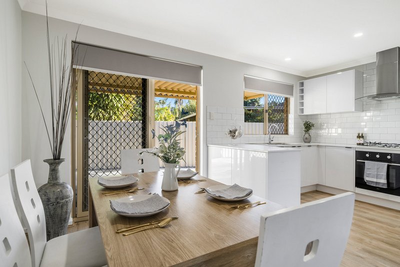 Photo - 13/10 Dawson Avenue, Forrestfield WA 6058 - Image 11